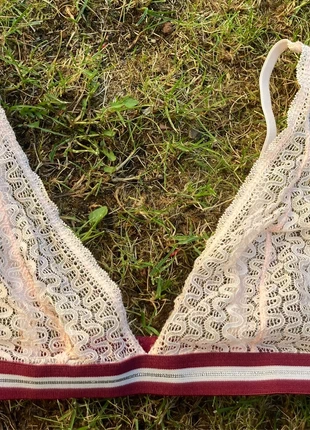 Reggiseno a triangolo in pizzo, marque: Women Only, état: Neuf avec étiquette, taille: 90C, 5,00 €, 5,95 € Protection acheteurs incluse