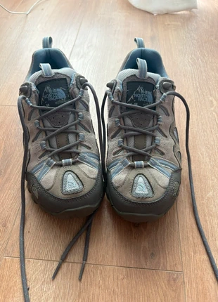 Zapatillas montaña The North Face, merk: The North Face, staat: Nieuw zonder prijskaartje, maat: 39.5, € 27,00, € 29,05 inclusief Kopersbescherming