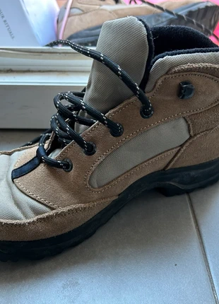 Chaussures de randonnée, marca: Quechua, estado: Bom, tamanho: 40, €15.00, €16.45 inclui Proteção do Comprador