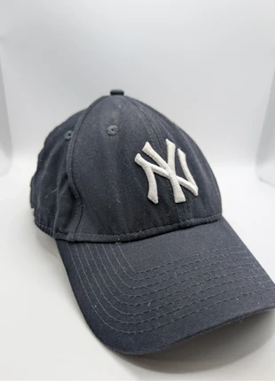 New Era 9FORTY New York Yankees Cap – Black – Adjustable – Fair Condition, brand: New Era, condition: Satisfactory, size: One size, £7.00, £8.05 includes Buyer Protection