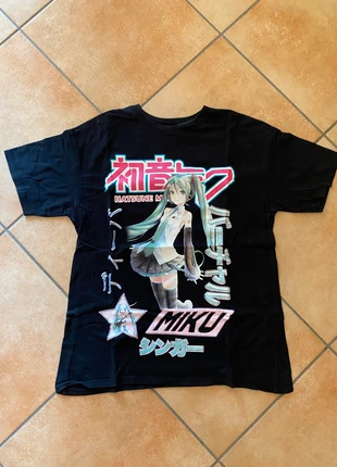 Maglia Miku, brand: Bershka, condizioni: Ottime, taglia: XS, €5.50, €6.48 include la Protezione acquisti