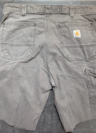 The vintage Y2K Carhartt Work short, marca: Carhartt, estado: Bom, tamanho: PT 44 | W34, €25.00, €26.95 inclui Proteção do Comprador Pro