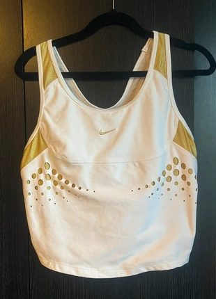 Nike cropped activewear dri-fit top white and gold size medium, brand: Nike, condition: Very good, size: M / 38 / 10, €8.00, €9.10 includes Buyer Protection