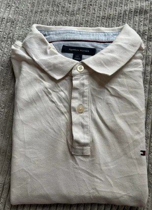 Polo tommy Hilfiger logo brodée taille L en très bon éta polo 49, marke: Tommy Hilfiger, zustand: Sehr gut, größe: L, 15,00 €, 16,45 € inklusive Vinted-Käuferschutz