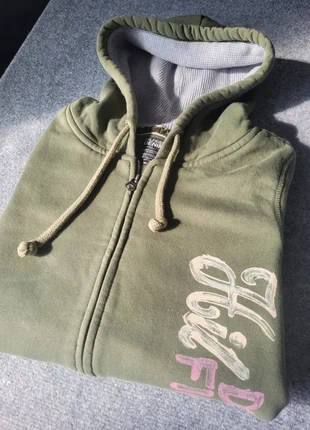 Sweat à capuche Hilfiger denim taille S, merk: Hilfiger Denim, staat: Heel goed, maat: S, € 15,00, € 16,45 inclusief Kopersbescherming