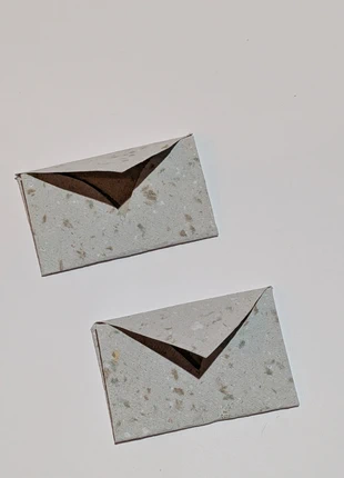 Set v 2 mini envelopjes,uit gerecycleerd papier,uitvouwbaar tot hart, marque: Probably Paper, état: Neuf sans étiquette, 4,00 €, 4,90 € Protection acheteurs incluse