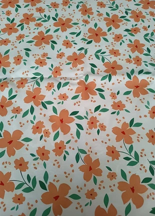 Tissu fleurs orange, marque: TISSU, état: Très bon état, 3,00 €, 3,85 € Protection acheteurs (Pro) incluse