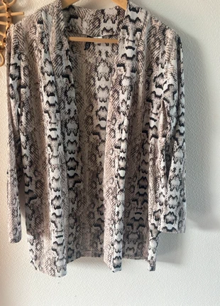 Veste fluide, merk: H&M, staat: Heel goed, maat: S / 36 / 8, € 5,00, € 5,95 inclusief Kopersbescherming