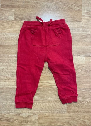 Lot de 2 Jogging Kiabi | Taille 24 mois | Bleu et Rouge, marque: Kiabi, état: Très bon état, taille: 18-24 mois / 86 cm, 5,00 €, 5,95 € Protection acheteurs incluse