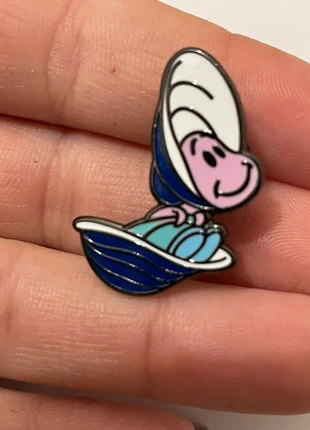 Pins huître alice, marque: Disney, état: Neuf sans étiquette, 7,90 €, 9,00 € Protection acheteurs incluse