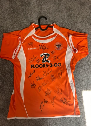 Blackpool Home Shirt 2007-09 Signed - Mens XS, brand: CARLOTTI, condition: Very good, size: XS, £150.00, £158.20 includes Buyer Protection