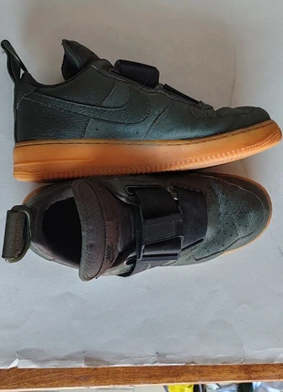 Scarpe Nike Air Force 1 Utility sequoia, merk: Nike Air, staat: Heel goed, maat: 43, € 240,00, € 252,70 inclusief Kopersbescherming