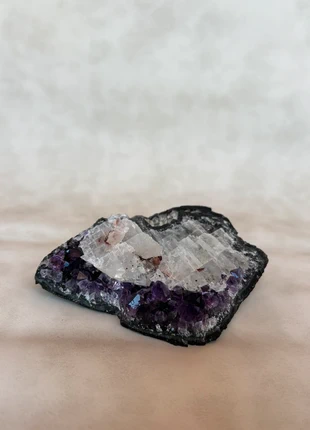 Amethist & Calciet – natuurlijke harmonie (179g), état: Neuf sans étiquette, 24,00 €, 25,90 € Protection acheteurs incluse