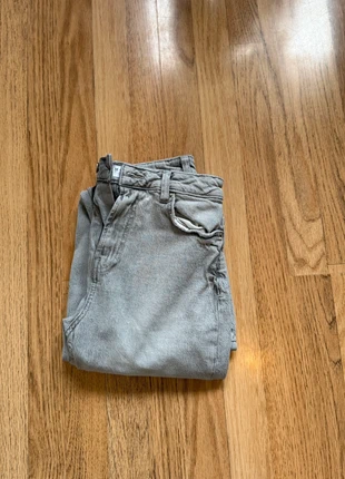 Pantalon gris clair taille XS, marque: Primark, état: Bon état, taille: XS, 7,00 €, 8,05 € Protection acheteurs incluse