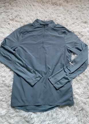 Haut Nike running division bleu, marke: Nike, zustand: Neu, größe: S, 70,00 €, 74,20 € inklusive Vinted-Käuferschutz