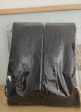 Lot de deux écharpes chauffantes noires, marque: sansnom., état: Neuf sans étiquette, 20,00 €, 21,70 € Protection acheteurs incluse