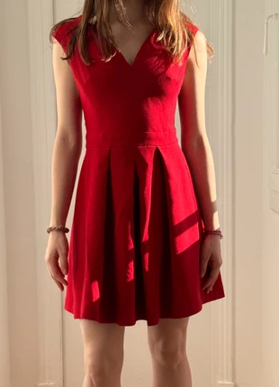 Robe Bas&sh Rouge, merk: Ba&sh, staat: Heel goed, maat: XS / 34 / 6, € 85,00, € 89,95 inclusief Kopersbescherming