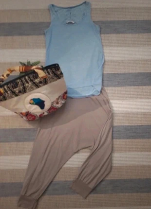 Pantalon confort sarouel couleur taupe Naf Naf Taille 38/40, marque: Naf Naf, état: Très bon état, taille: M / 38 / 10, 5,50 €, 6,48 € Protection acheteurs incluse