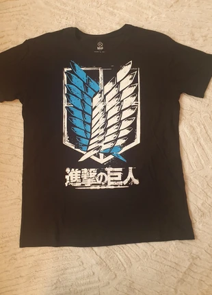 T shirt Attack on titan noir L, condizioni: Ottime, taglia: L, €5.00, €5.95 include la Protezione acquisti