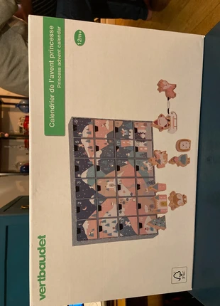Calendrier de l’avent Vertbaudet, marque: Vertbaudet, état: Très bon état, taille: 12-18 mois / 80 cm, 20,00 €, 21,70 € Protection acheteurs incluse