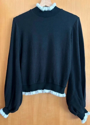 Black Fuzzy Trim Sweater, condizioni: Ottime, taglia: M / IT 42 / EU 38, €4.50, €5.43 include la Protezione acquisti