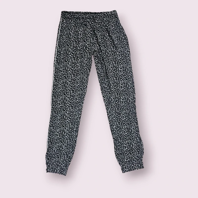 Pantalon marque Esmara