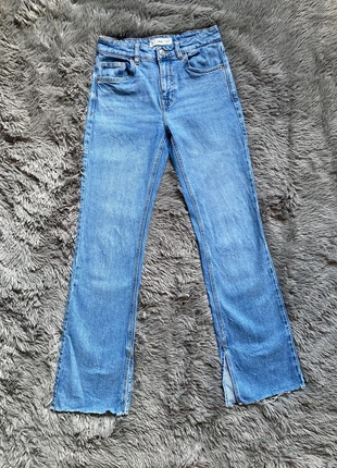 Pantalones vaqueros de Mango, flared con tajo- Talla 34, marca: Mango, estado: Muy bueno, tamaño: XS / 34 / 6, 5,00 €, 5,95 € Protección al comprador incluida