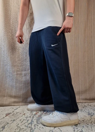 Nike Vintage Baggy Parachute Pants Schwarz Weiß NRG Solo Swoosh TN Shox Trackpants, marque: Nike, état: Très bon état, taille: S, 39,95 €, 42,65 € Protection acheteurs incluse