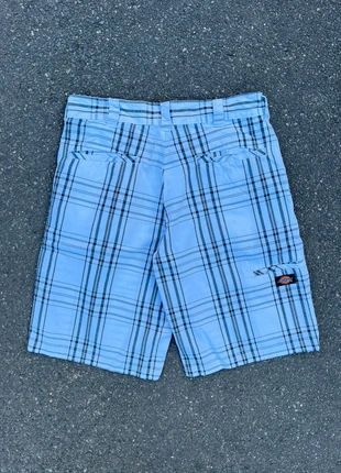Short dickies chino à carreaux blanc et noir vintage - Taille 30, marke: Dickies, zustand: Sehr gut, größe: W30 | DE 46, 19,00 €, 20,65 € beinhaltet Vinted-Käuferschutz Pro