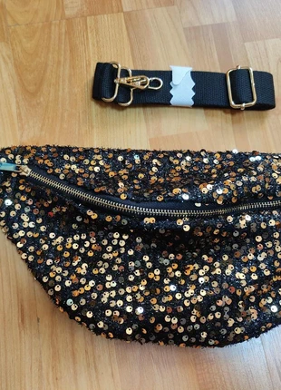 Banane pailleté, marque: ciao boom, état: Neuf avec étiquette, 15,00 €, 16,45 € Protection acheteurs incluse