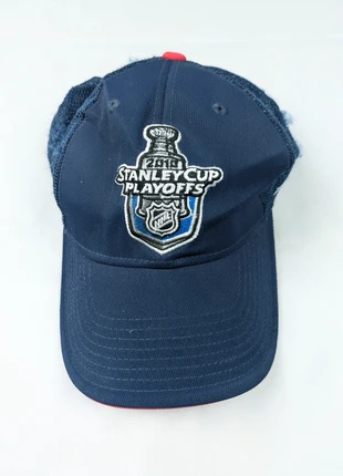 Casquette vintage Stanley cup 2010, brand: Reebok x NHL, condizioni: Buone, taglia: Taglia unica, €59.00, €62.65 include la Protezione acquisti Pro