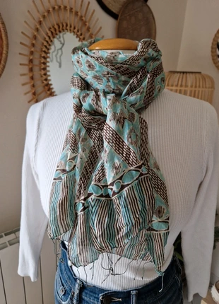 Foulard écharpe en soie 150x35 cm noir / creme / cyan à motifs, staat: Heel goed, € 5,00, € 5,95 inclusief Kopersbescherming Pro
