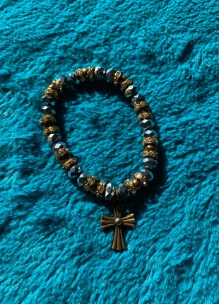 Pulseira Cruz Parfois, marca: Parfois, estado: Muito bom, €1.00, €1.75 inclui Proteção do Comprador