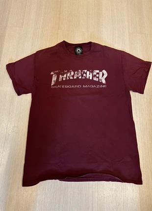 Red Thrasher t shirt, merk: Thrasher, staat: Veelgebruikt, maat: S, € 5,00, € 5,95 inclusief Kopersbescherming