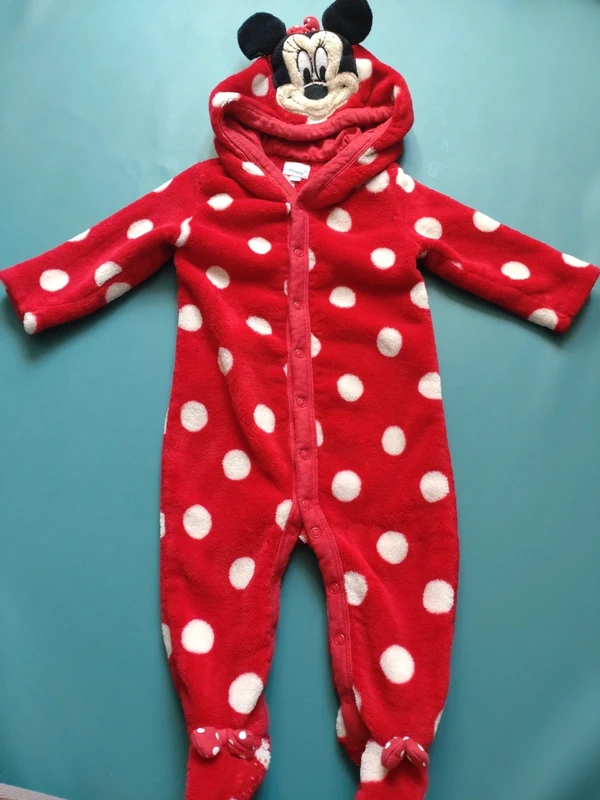Combinaison Disneyland taille 12 mois