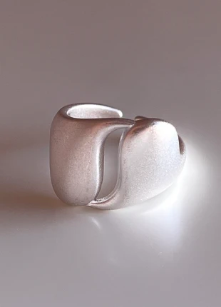 Anel em Prata de Lei 925 – Design Moderno e Exclusivo, marca: Local, estado: Novo sem etiquetas, tamanho: Ajustável, €10.00, €11.20 inclui Proteção do Comprador