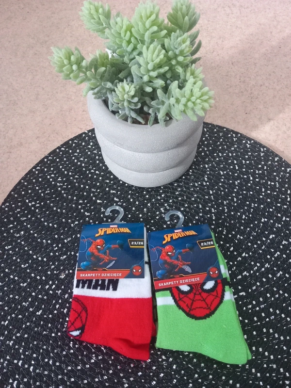 Lot 2 paires chaussettes Marvel Spiderman – 23/26 – Neuf