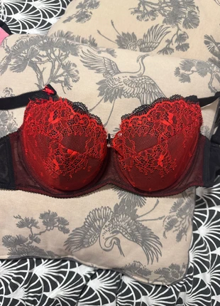 Soutien gorge Gorteks paddé 90F, marque: Gorteks, état: Neuf avec étiquette, taille: 90F, 8,00 €, 9,10 € Protection acheteurs incluse