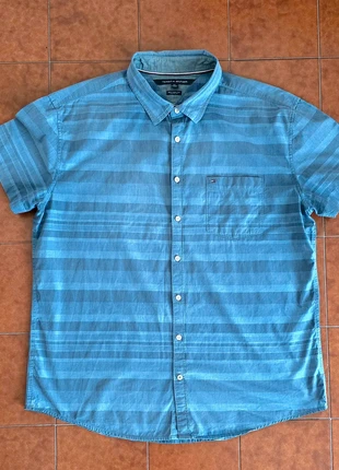 Camicia uomo a righe Tommy Hilfiger New York Fit maniche corte. No Inpost/Mondial Relay, brand: Tommy Hilfiger, condizioni: Buone, taglia: XXL, €4.50, €5.43 include la Protezione acquisti