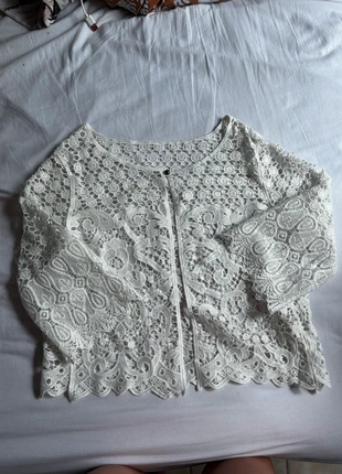 Gilet dentelle taille unique, zustand: Sehr gut, größe: Einheitsgröße, 10,00 €, 11,20 € inklusive Vinted-Käuferschutz