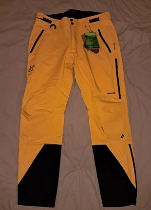 Pantalon outdoor imperméable RevolutionRace Cyclone Rescue Yellow - jaune L, brand: RevolutionRace, condition: New with tags, size: L / 40 / 12, €60.00, €63.70 includes Buyer Protection