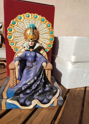 Figurine Disney evil queen enthroned, marke: Jim Shore, zustand: Sehr gut, 280,00 €, 294,70 € inklusive Vinted-Käuferschutz