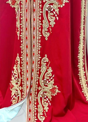 Caftan marocain très bien perlé avec doublure blanche taille XS/M, staat: Heel goed, maat: Overige, € 139,00, € 146,65 inclusief Kopersbescherming