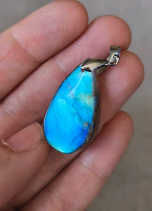Pendentif pierre naturelle labradorite flash bleu A13, marque: labradorite, état: Neuf sans étiquette, 14,00 €, 15,40 € Protection acheteurs (Pro) incluse