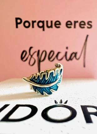 Pandora charm pluma azul, marque: Pandora, état: Très bon état, 16,00 €, 17,50 € Protection acheteurs incluse