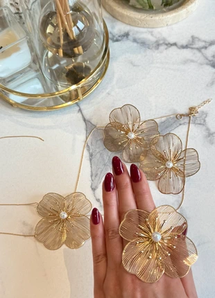 ASOS Gold Flower Jewelry Set - Ring, Earrings & Bracelet Statement Set, brand: ASOS, condition: New without tags, £13.00, £14.35 includes Buyer Protection
