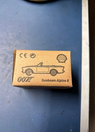 Sunbeam alpine Shell nieuw, merk: Shell, staat: Nieuw zonder prijskaartje, maat: Universeel, € 7,00, € 8,05 inclusief Kopersbescherming