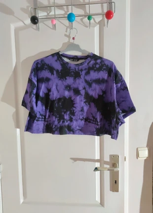 T-shirt court violet, marque: Shein, état: Très bon état, taille: M / 38 / 10, 1,00 €, 1,75 € Protection acheteurs incluse