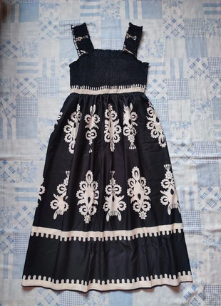 Abito lungo estivo in stile etnico vestito nero svasato con stampa/long boho folk dress M/L 38/40, état: Neuf sans étiquette, taille: L / 40 / 12, 12,00 €, 13,30 € Protection acheteurs incluse