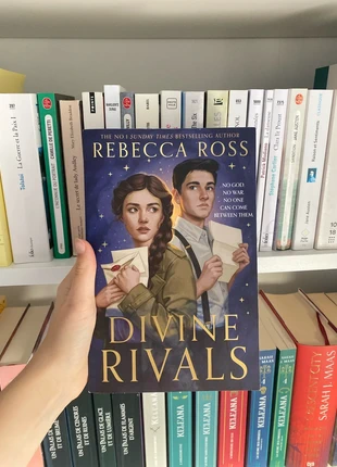 Divine Rivals VO anglais, zustand: Sehr gut, 7,00 €, 8,05 € inklusive Vinted-Käuferschutz